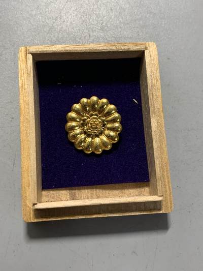 远东徽章小铺1月18日周日晚上9点结束 - 明治百年