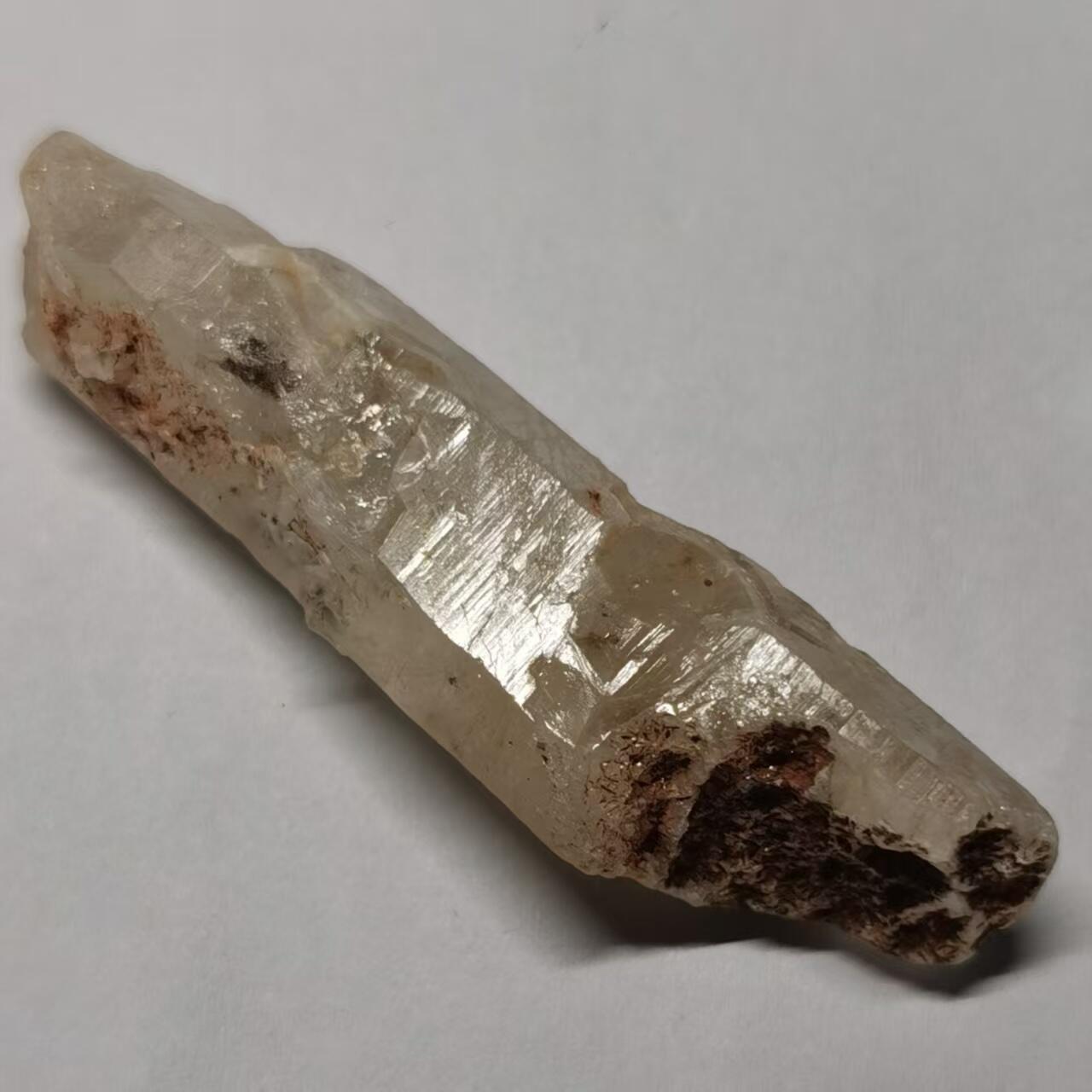 七河·世界币章小拍（总第34期） 藏家出品X699（5）马达加斯加红泥油胆水晶原石 