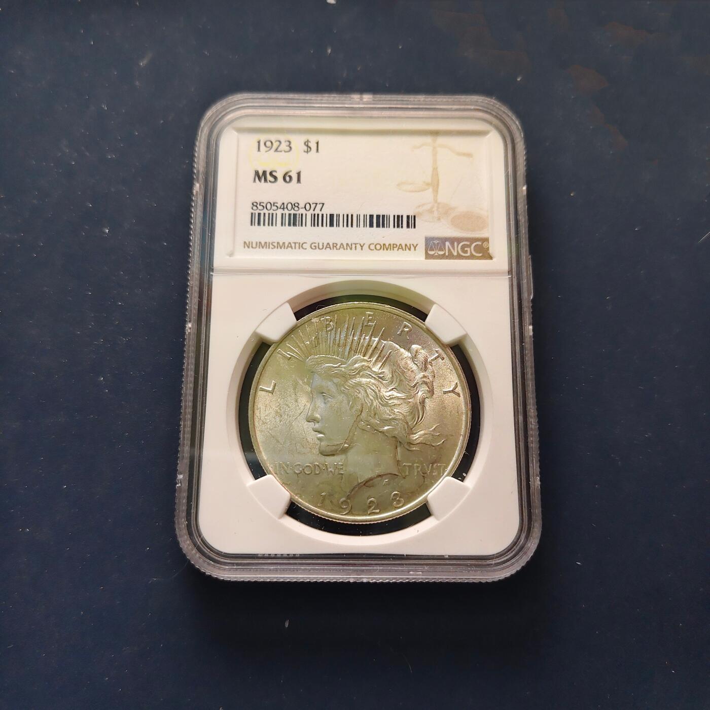 【全场包邮】纯粹捡漏拍495场-持续更新中 美国1923年1元和平银币-NGC MS61