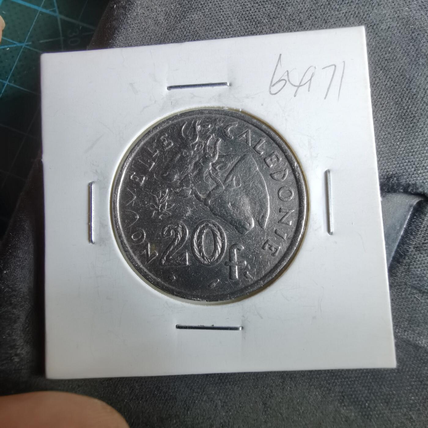 沼泽如烟--第964场 法属新喀里多尼亚1967年20法郎