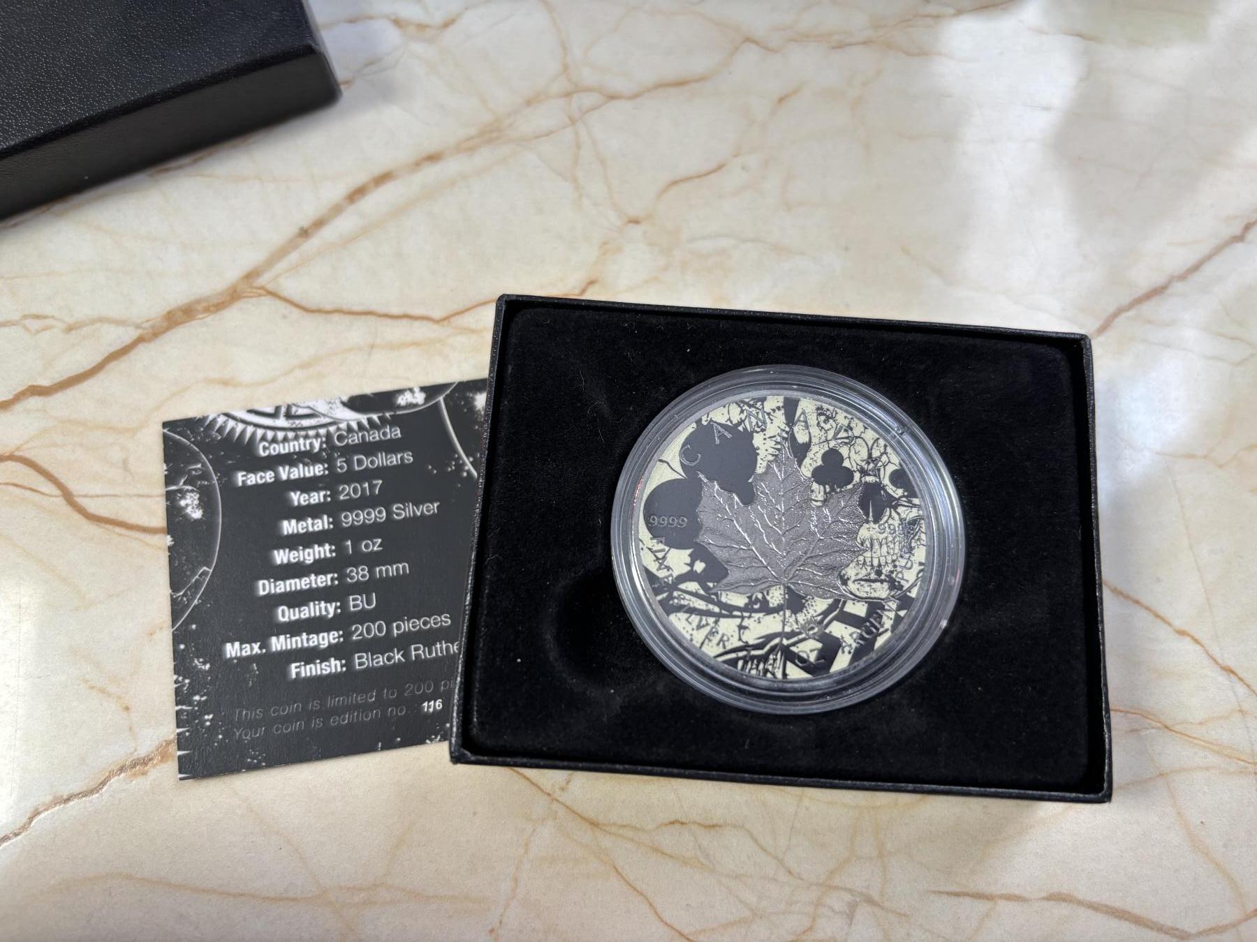 第188期拍卖 加拿大2017枫叶黑金帝国钌化骷髅1盎司黑钌银币，999银钌化，发行200枚