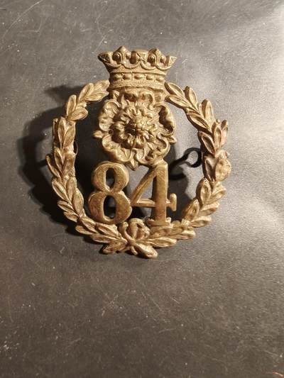 老王徽章第177期 - 英国陆军第84步兵团帽徽    维多利亚女王时期