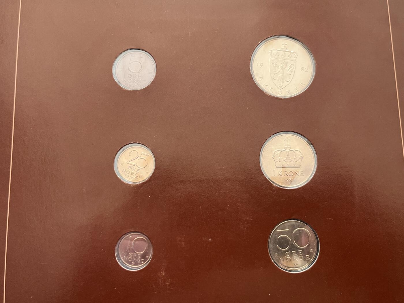 咖啡豆•收藏 2025年Jan_22th世界各国富兰克林套币拍卖 挪威/丹麦-世界各国UNC硬币套币富兰克林包装