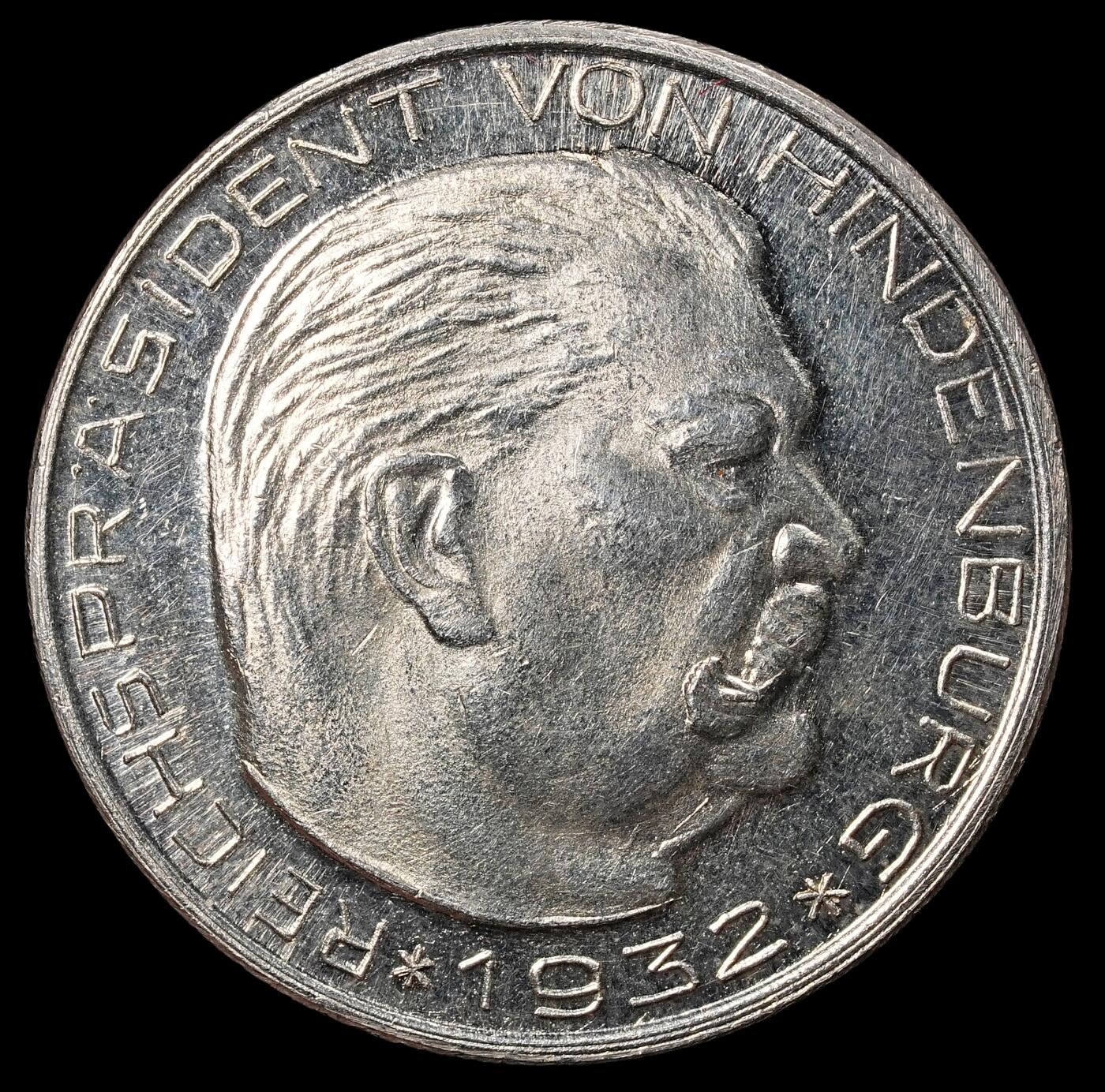 修遠堂世界钱币第101期 1932年德国-兴登堡85岁诞辰纪念小银章 经典屠龙图案，20.45mm，3.99g