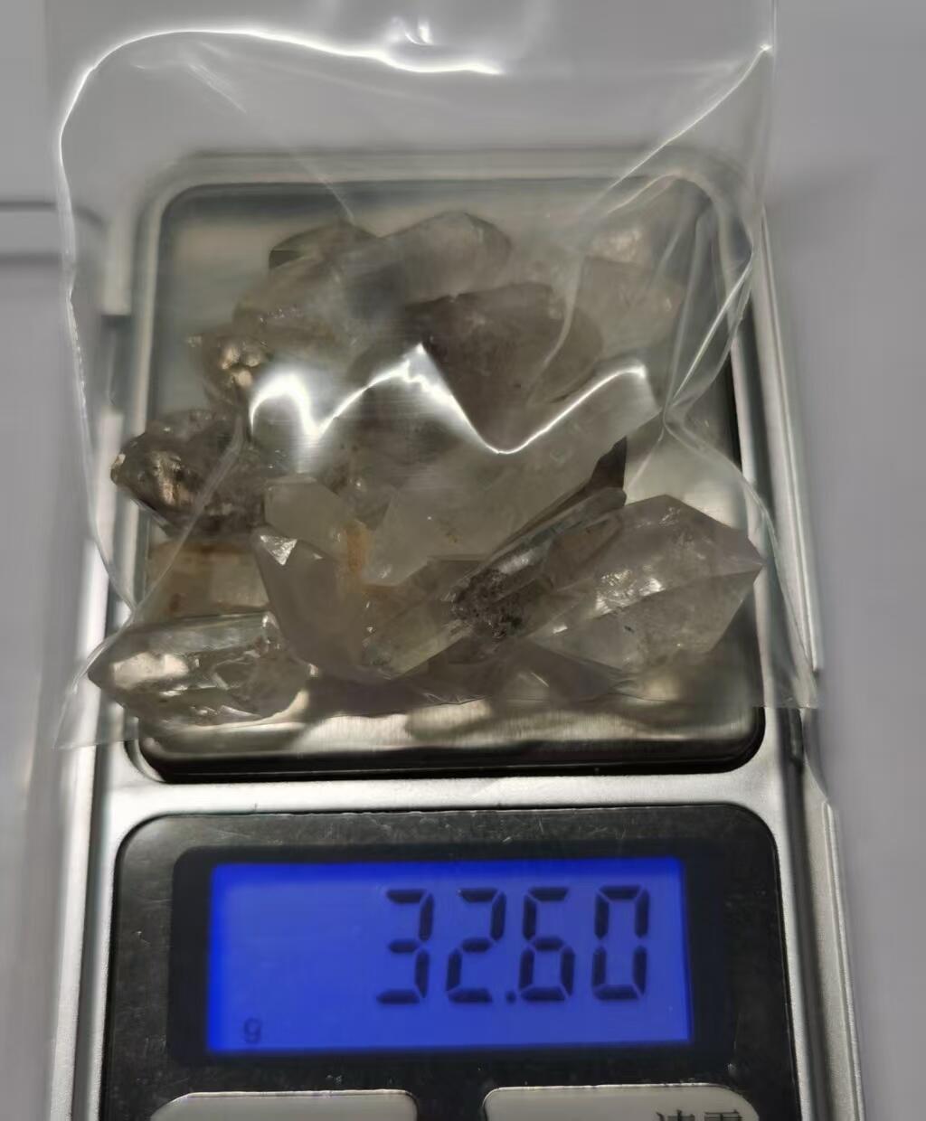 七河·世界币章小拍（总第34期） 藏家出品 X708（3）云贵闪灵水晶原石 多品种 一组 15 件 