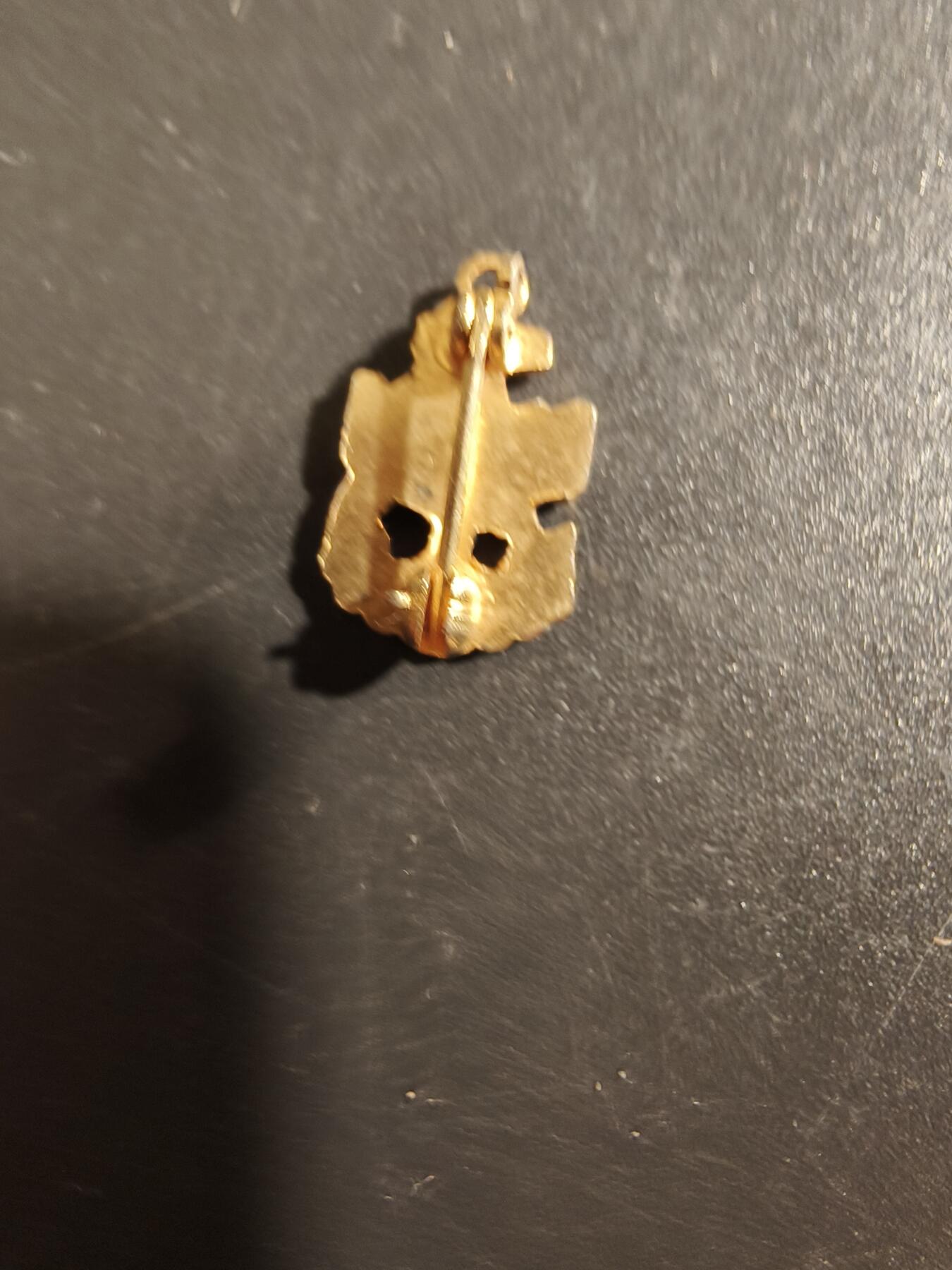 老王徽章第177期 美国海军证章    二战时期横针版