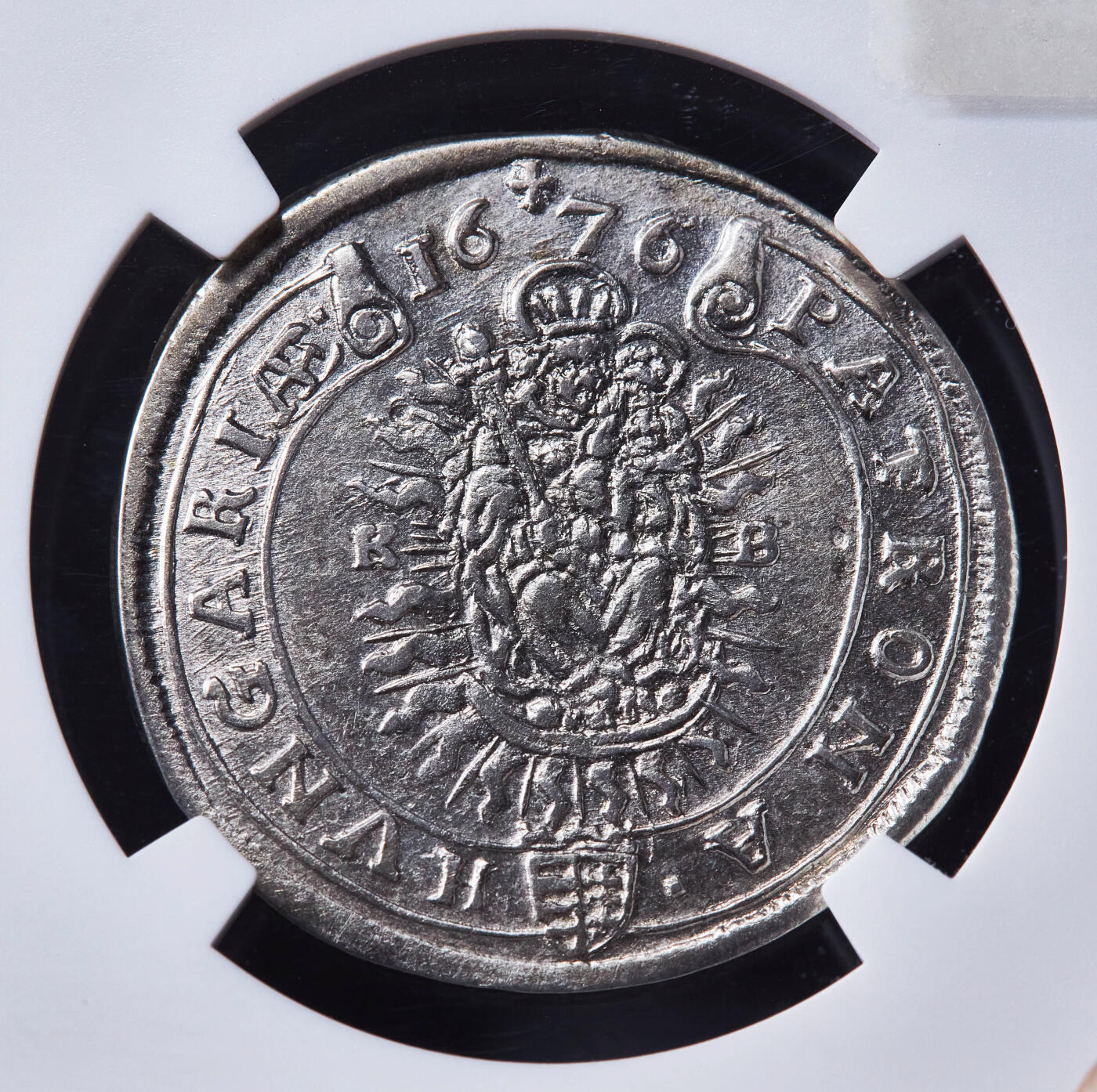 【俄甄集藏】“万象更新、马呈祥瑞”迎新春俄甄精品场-2026年(047)01-21 星期三 晚 19:30 全场包邮 神圣罗马帝国-匈牙利1676年利奥波德一世KB版15克鲁泽银币，NGC AU53，细节犀利，原光品相