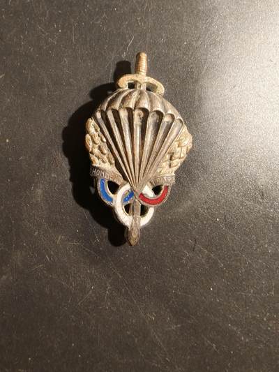 老王徽章第177期 - 法国陆军预备役伞降证章