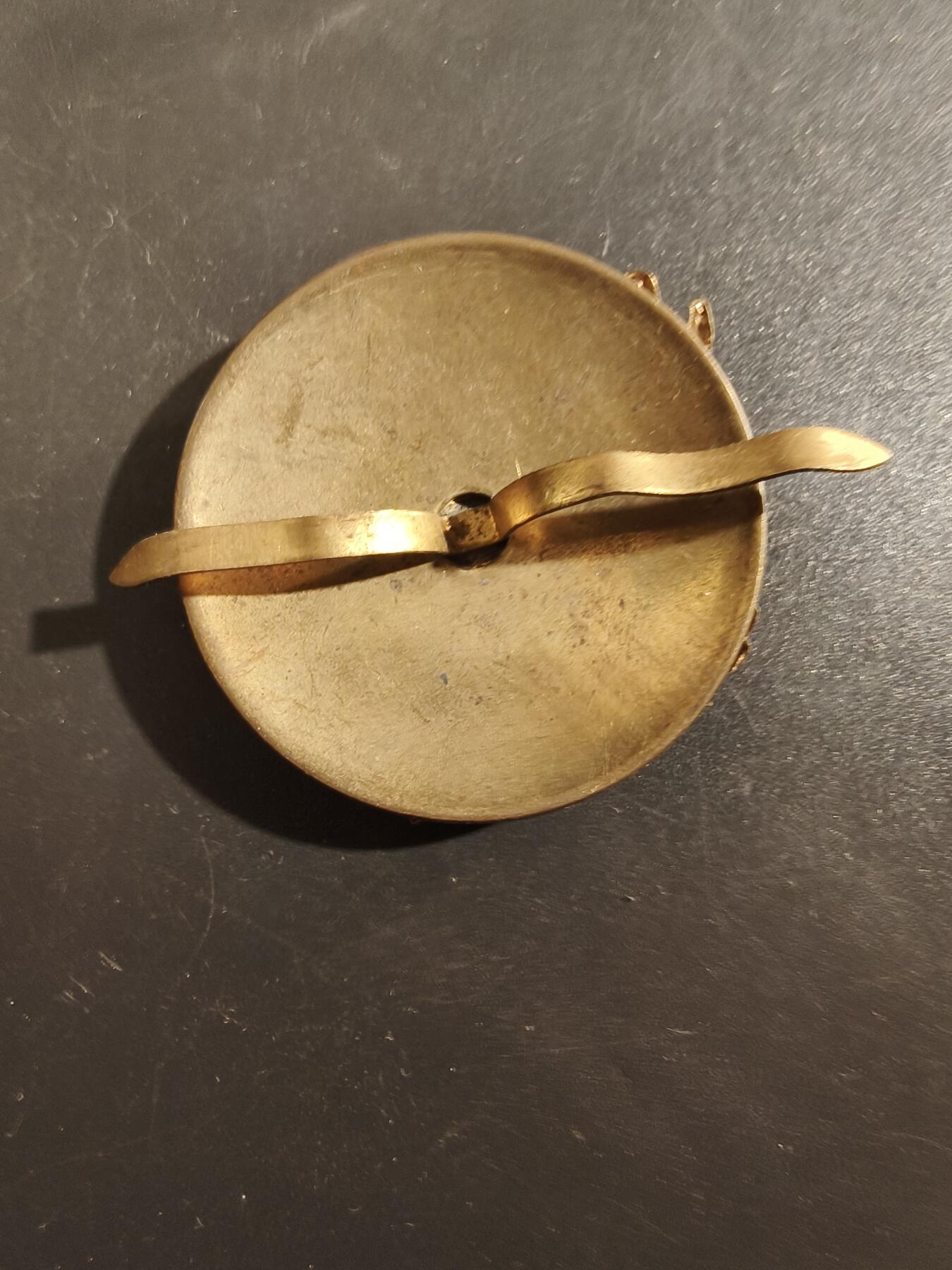 老王徽章第177期 美国陆军大檐帽帽徽