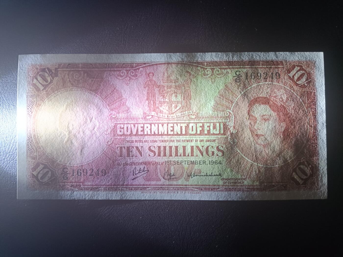 2026一月第三期，总213期 英属斐济1964年10先令AUNC，大冠女王，稀有的早期英属时期品种