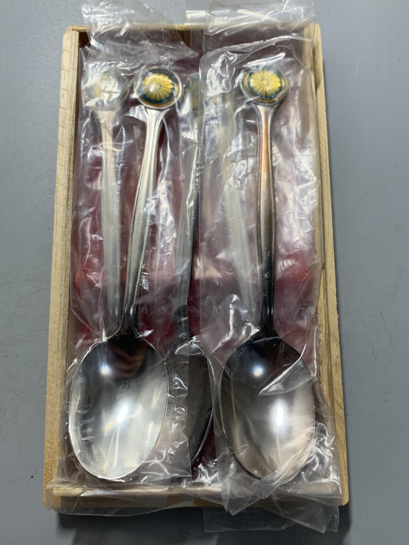 远东徽章小铺1月18日周日晚上9点结束 褒章纪念