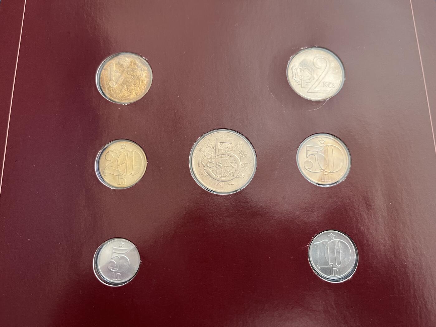 咖啡豆•收藏 2025年Jan_22th世界各国富兰克林套币拍卖 捷克斯洛伐克/芬兰-世界各国UNC硬币套币富兰克林包装