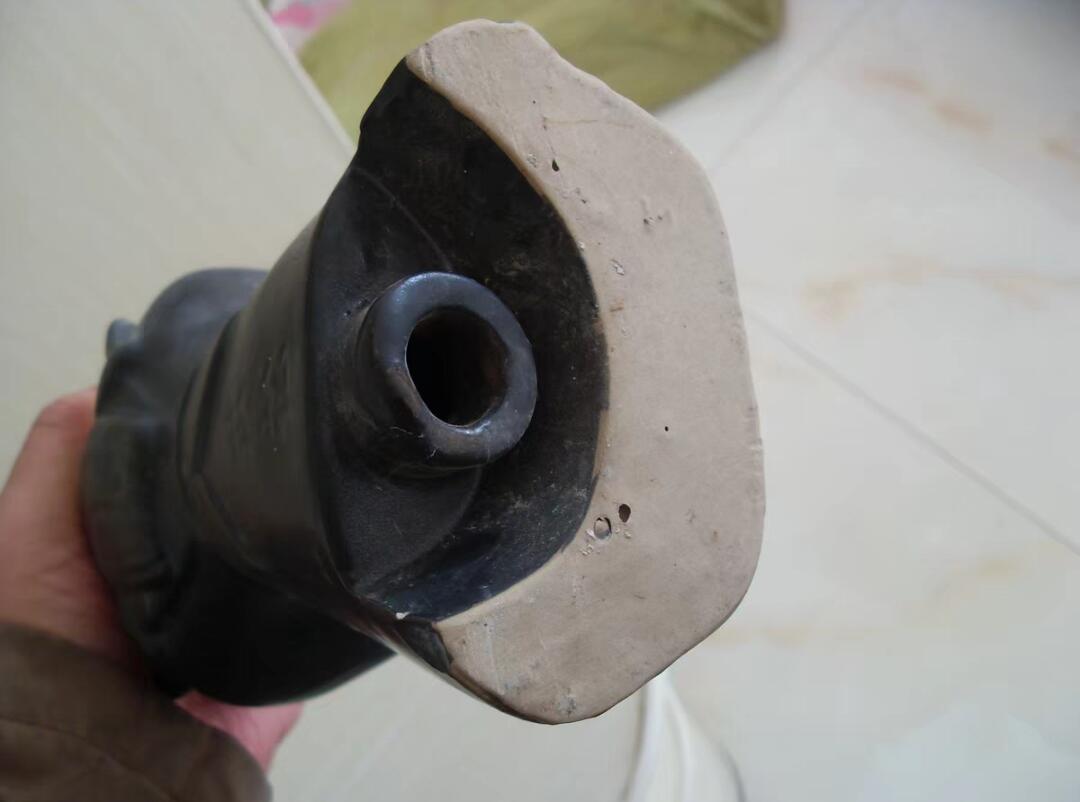 好汉武松造型老酒瓶！！