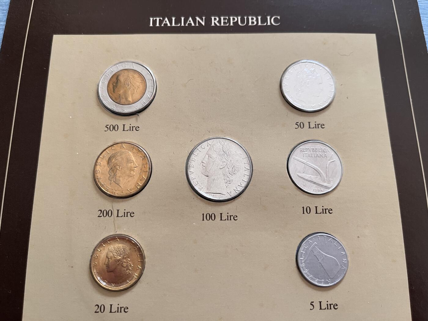 咖啡豆•收藏 2025年Jan_22th世界各国富兰克林套币拍卖 意大利/摩洛哥-世界各国UNC硬币套币富兰克林包装