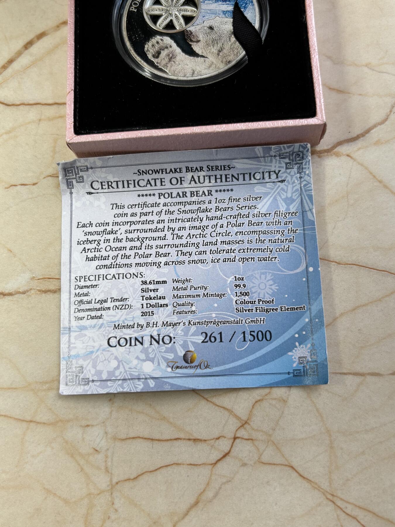 第188期拍卖 托克劳2015年掐丝动物系列北极熊1盎司纪念彩银币，999银，发行1500枚，有氧化