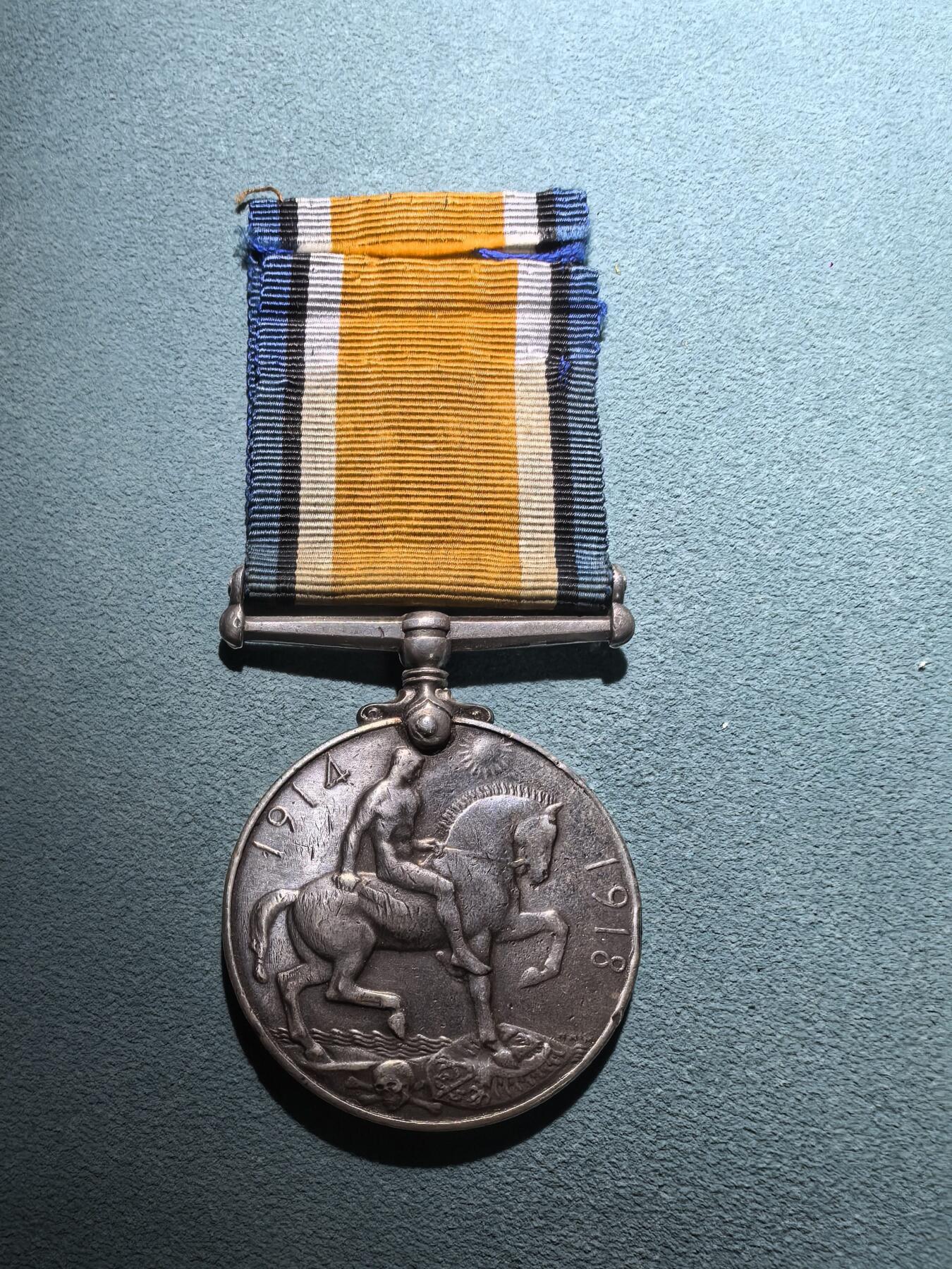 盛世勋华——号角文化勋章邮票专场拍卖第299期 英国一战战争奖章 银制 重1盎司925银 原绶带带边铭，重33克925银，银价500+