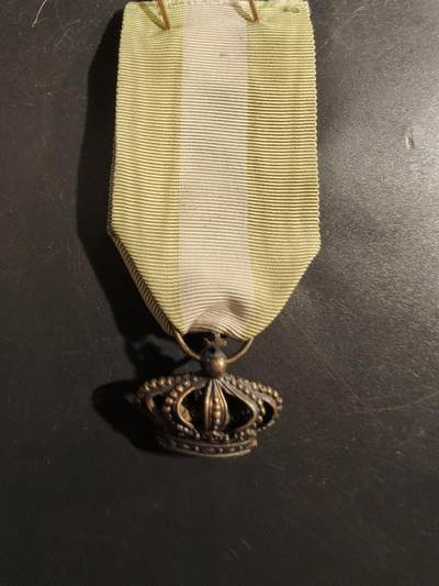 老王徽章第177期 - 欧洲王冠徽章