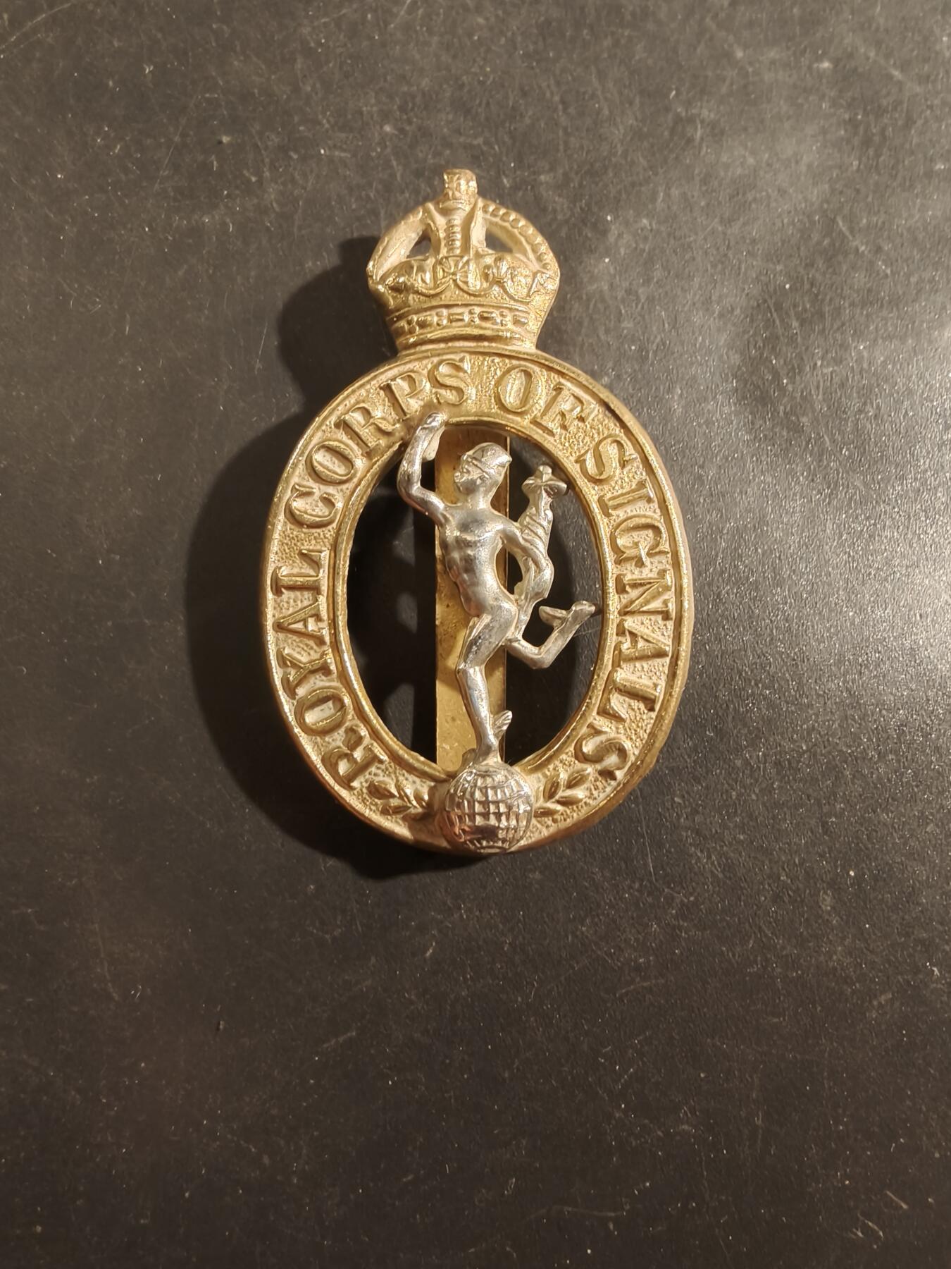 老王徽章第177期 英国皇家通信兵帽徽    一战时期