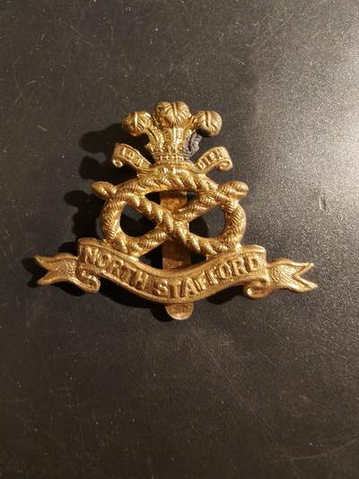 老王徽章第177期 - 英国北斯塔福德步兵团帽徽   一战时期