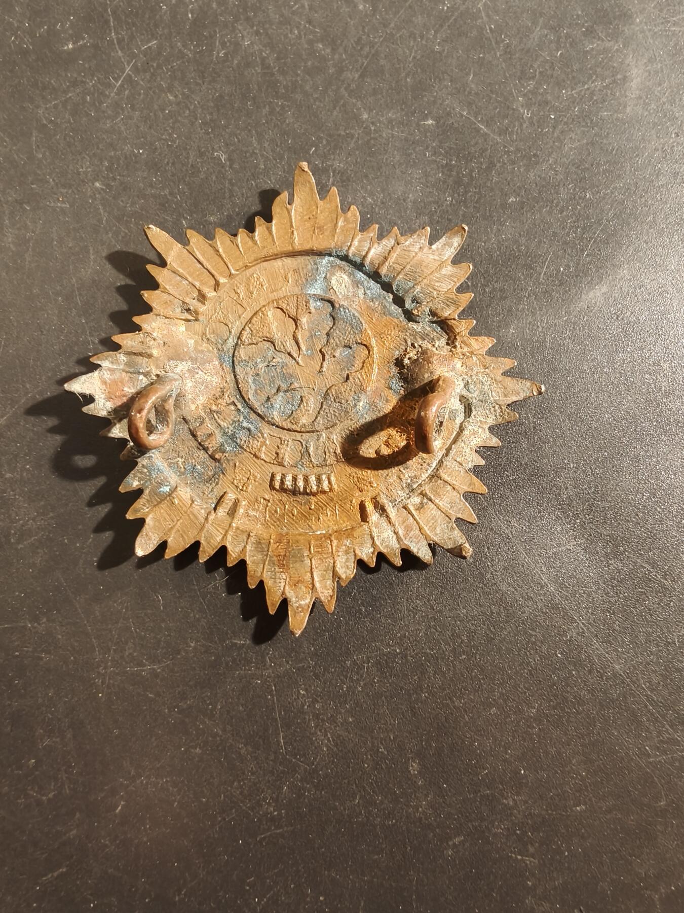 老王徽章第177期 英国森林学校军官训练团帽徽