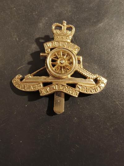老王徽章第177期 - 英国皇家炮兵帽徽    女王时期