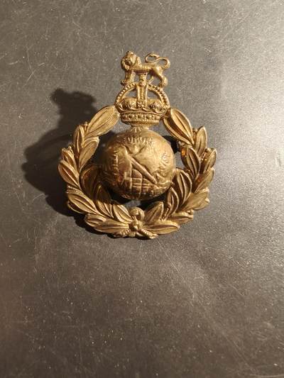 老王徽章第177期 - 英国皇家海军陆战队帽徽    一战时期