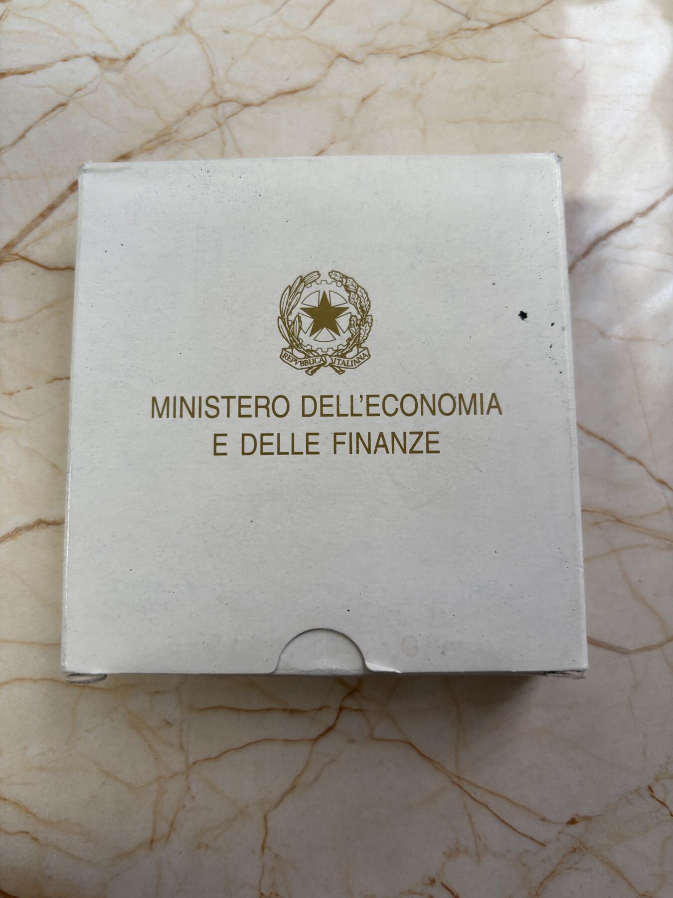 第188期拍卖 意大利2003年欧盟轮值主席国欧罗巴女神磨砂银币，925银，22克原价550，有氧化