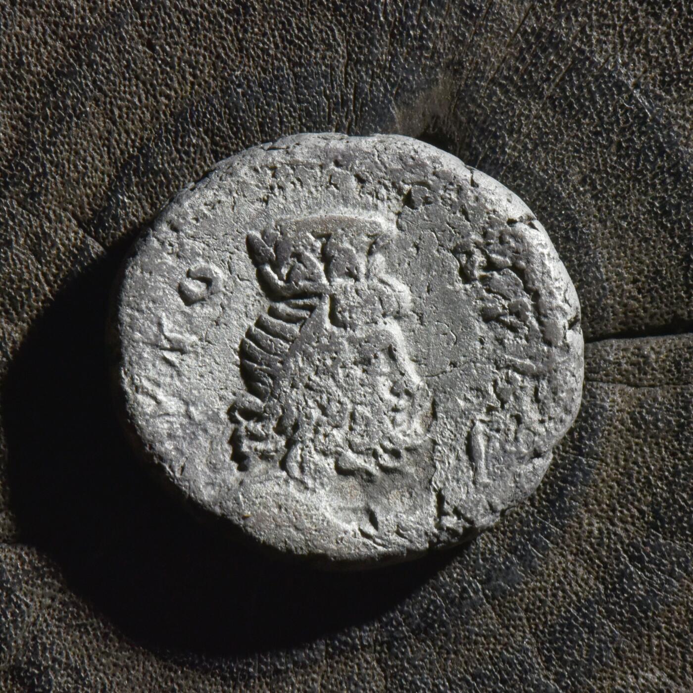 【良泉】【春节前最后一场】2月5日晚19.30点开拍！208组，本场结束后预存钱币的朋友请告知，将连同本场拍品一起邮寄，预祝诸位春节愉快！ 【藏家出品B】12.29克，罗马帝国埃及行省 公元54-68年 尼禄皇帝背塞拉皮斯神 四德拉克马银铜合金币