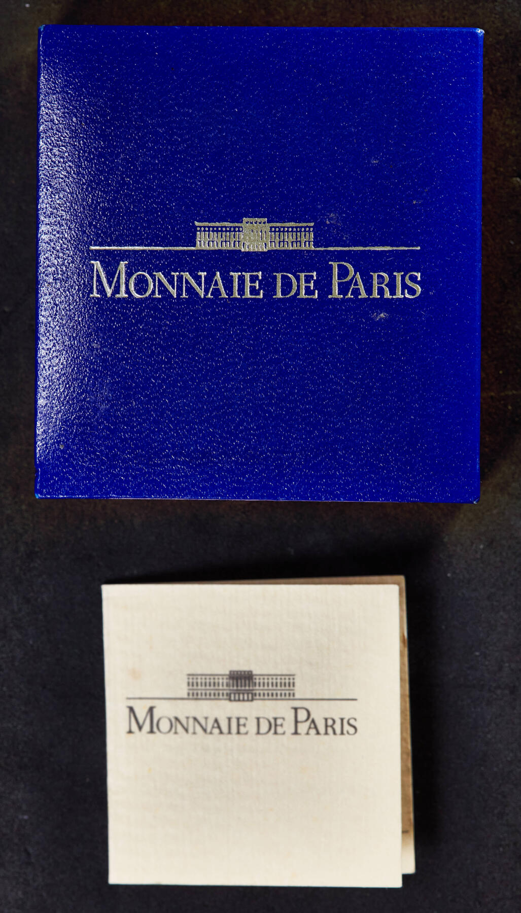 【俄甄集藏】“万象更新、马呈祥瑞”迎新春俄甄精品场-2026年(047)01-21 星期三 晚 19:30 全场包邮 法国1996年欧洲历史建筑系列-布鲁塞尔大广场100法郎/15欧元精制银币，原盒证，重22.22克，900银，发行量20000枚