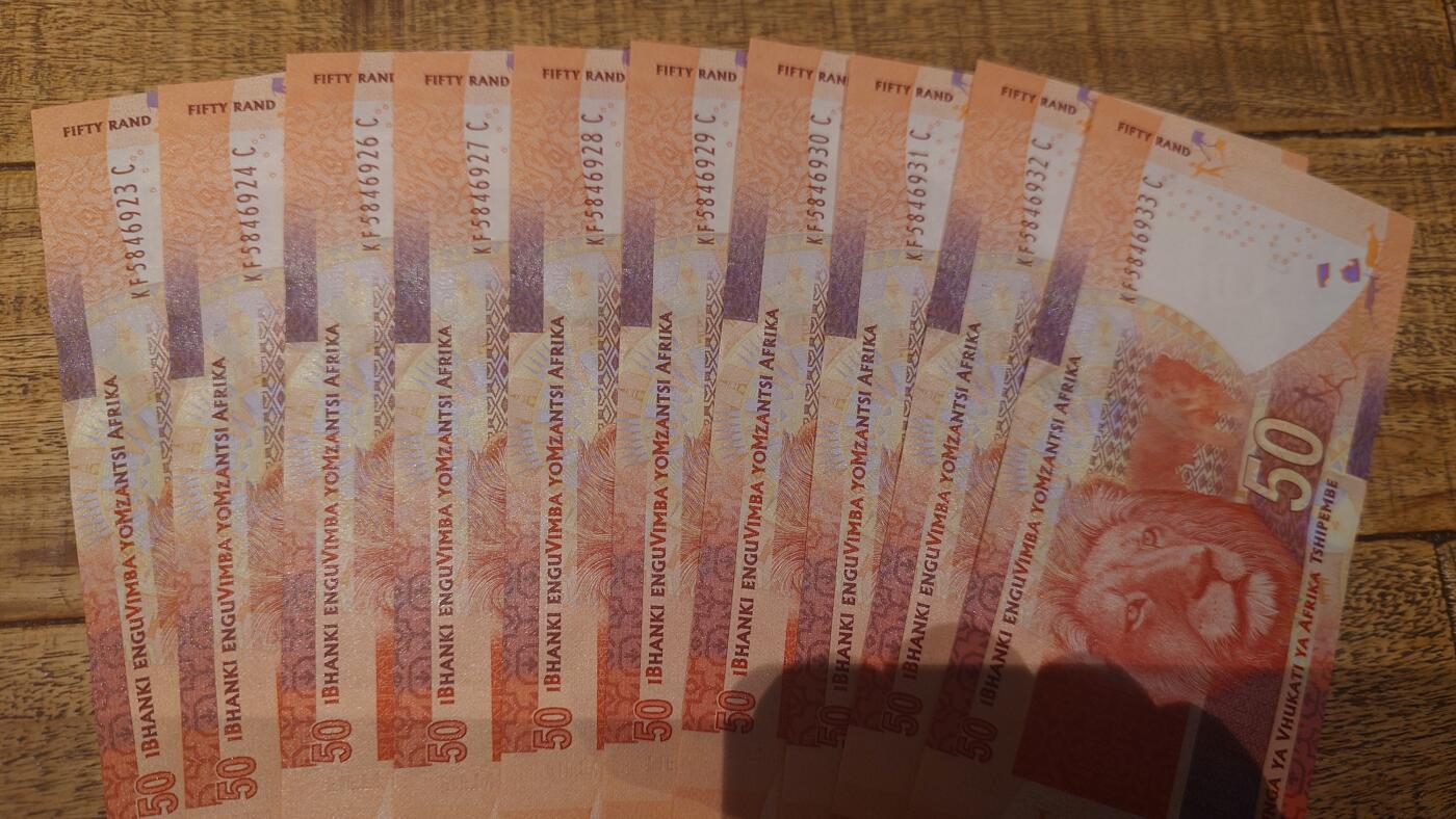 【新年九拍】世界钱币～微拍第230期暨2026年第9期  数十款低端纸币批发 成本价起拍