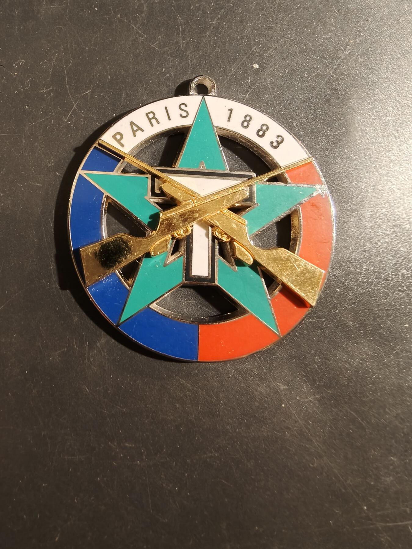 老王徽章第177期 法国步枪协会证章