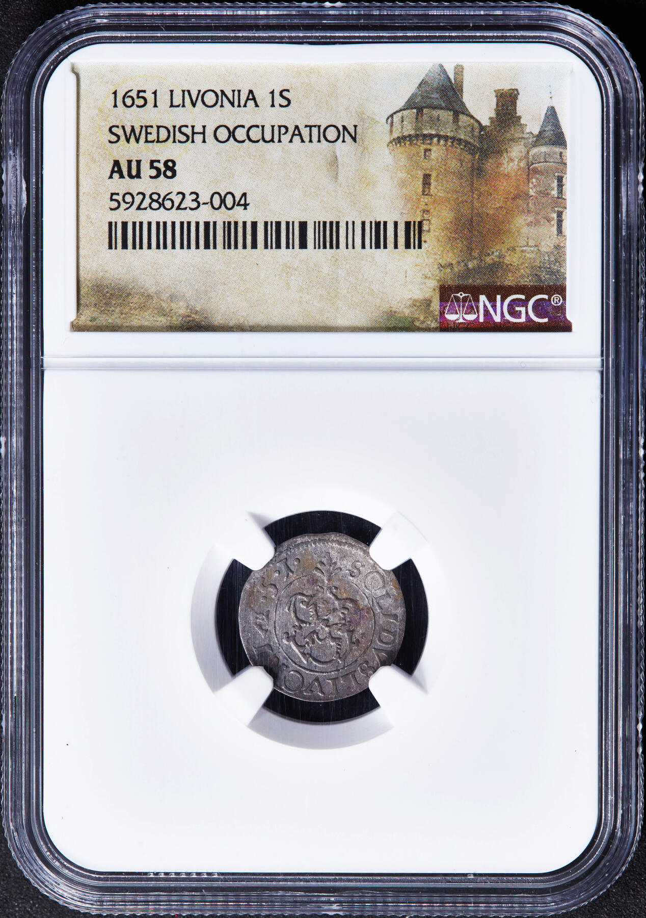 【俄甄集藏】“万象更新、马呈祥瑞”迎新春俄甄精品场-2026年(047)01-21 星期三 晚 19:30 全场包邮 瑞典属利沃尼亚1651年克里斯蒂娜女王1斯基林银币，NGC AU58，稀有品种，银光犹存，难得的品相，特殊标签