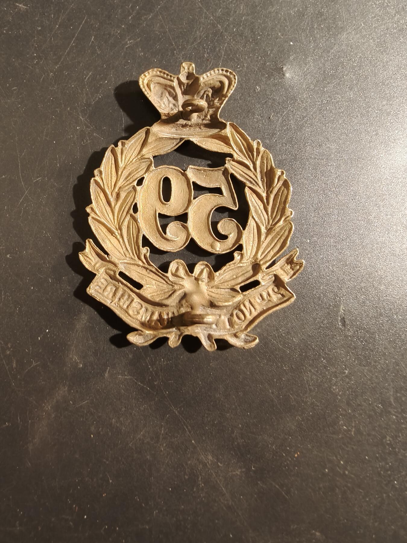 老王徽章第177期 英国陆军第59步兵团卡尔加里帽徽    1873-1881版本    维多利亚时期