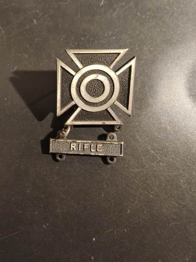 老王徽章第177期 - 美国步兵步枪神射手技能章    步枪勋条    包银