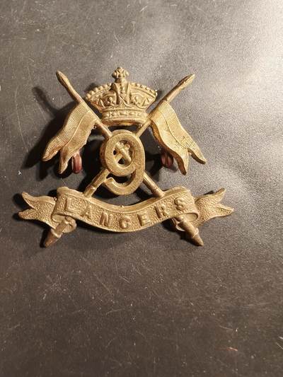 老王徽章第177期 - 英国陆军第9枪骑兵团帽徽    维多利亚女王时期