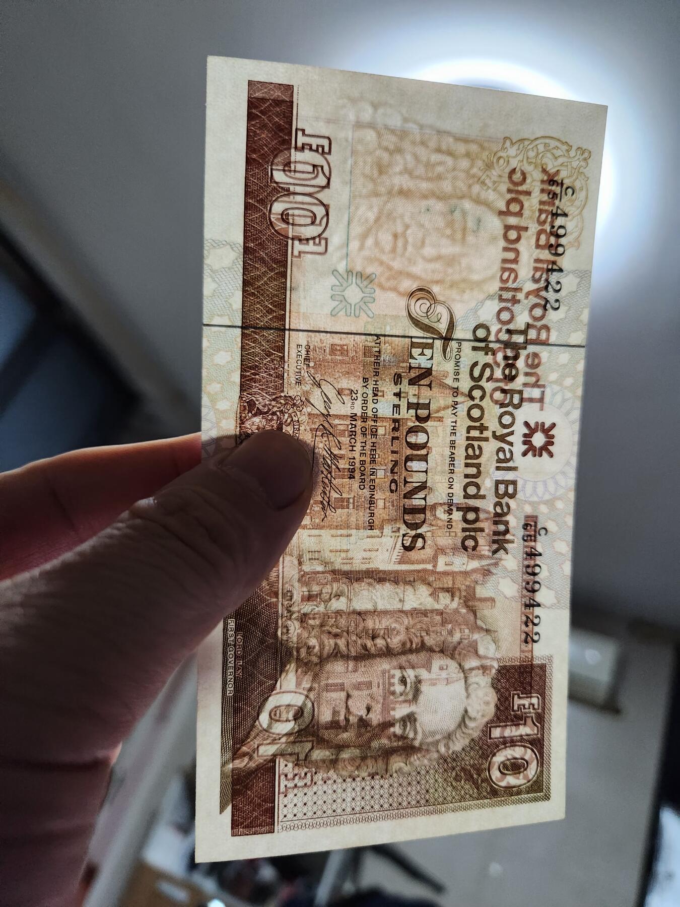 1月17号晚上8点 外国纸币自动截拍第8场 1994年苏格兰10几乎全新 稀少