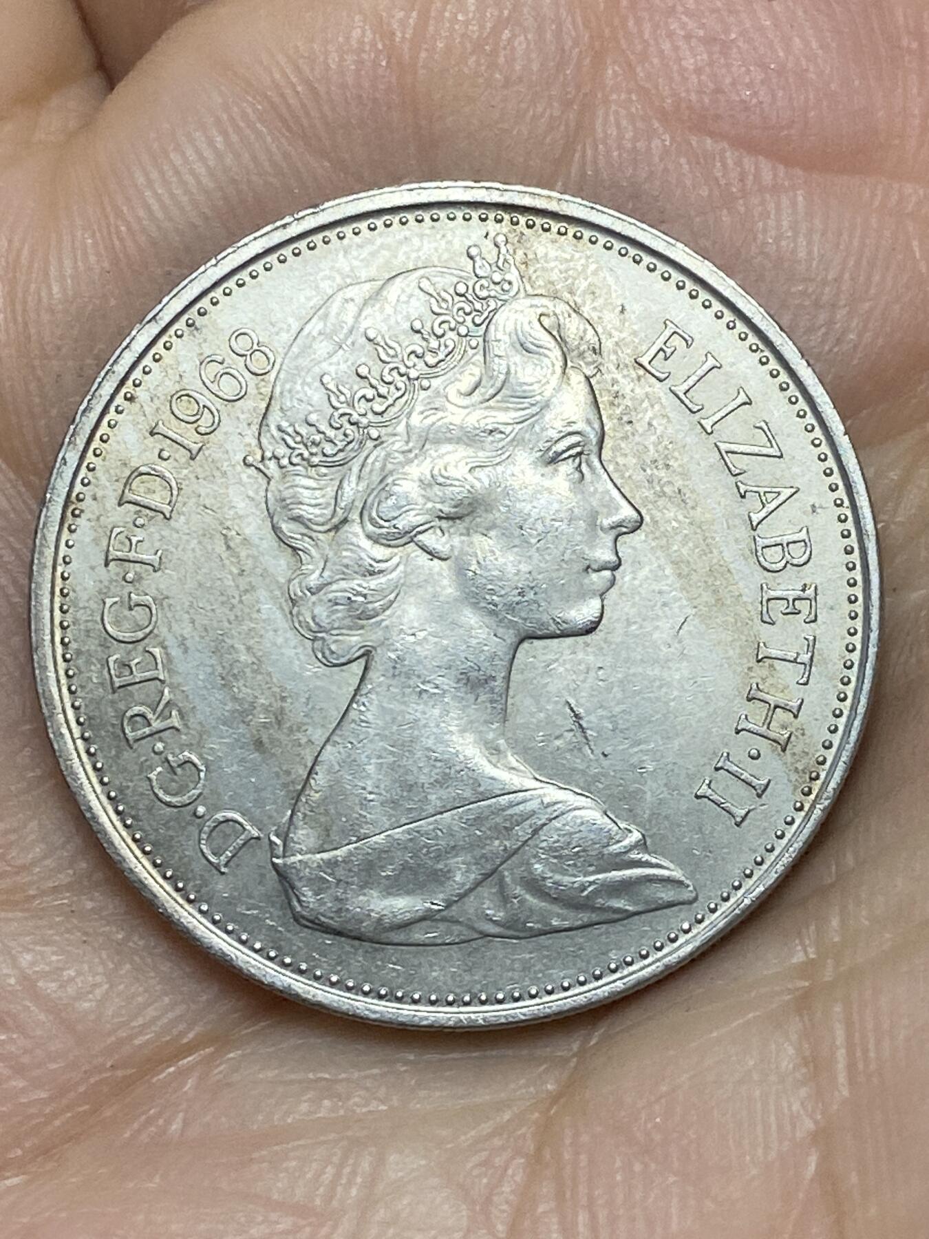 2026年第十场(总第一百七十九场）外国好品散币场(免佣金) 英国🇬🇧1968年10新便士(伊丽莎白二世中年花冠，十进制第一版首发年)