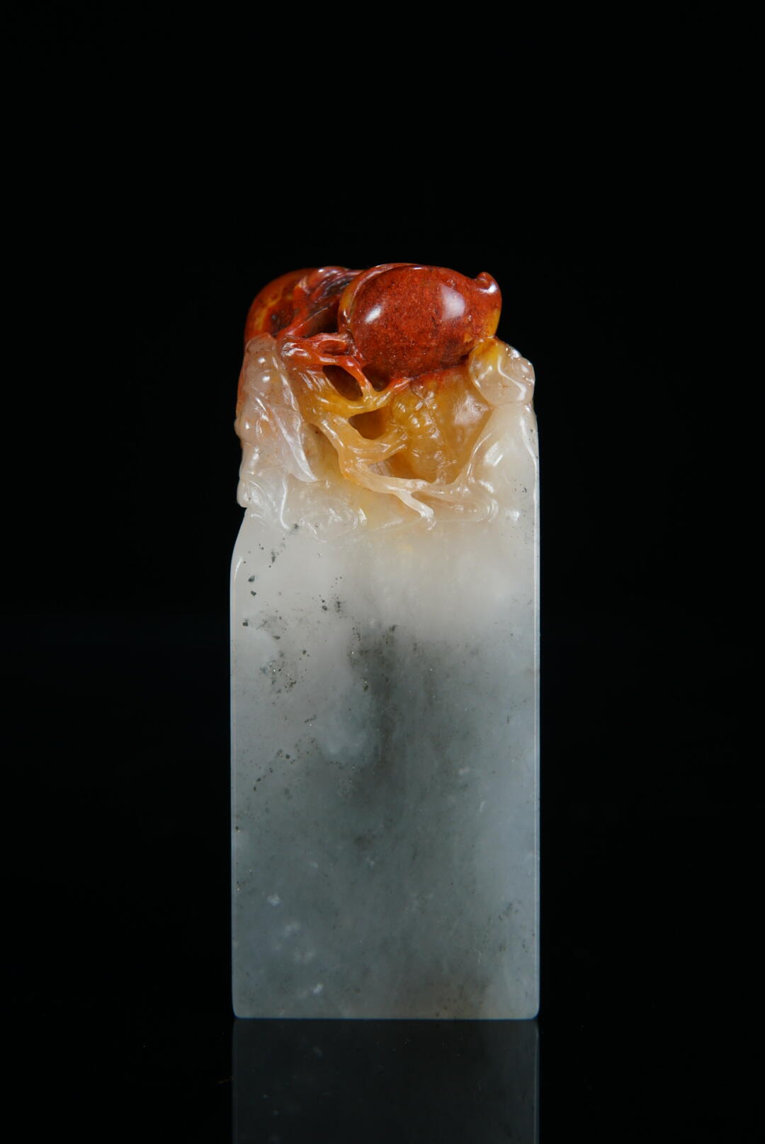 方寸藏珍·寿山田黄印章专场（一） 寿山三彩坑头石《佛手》钮章