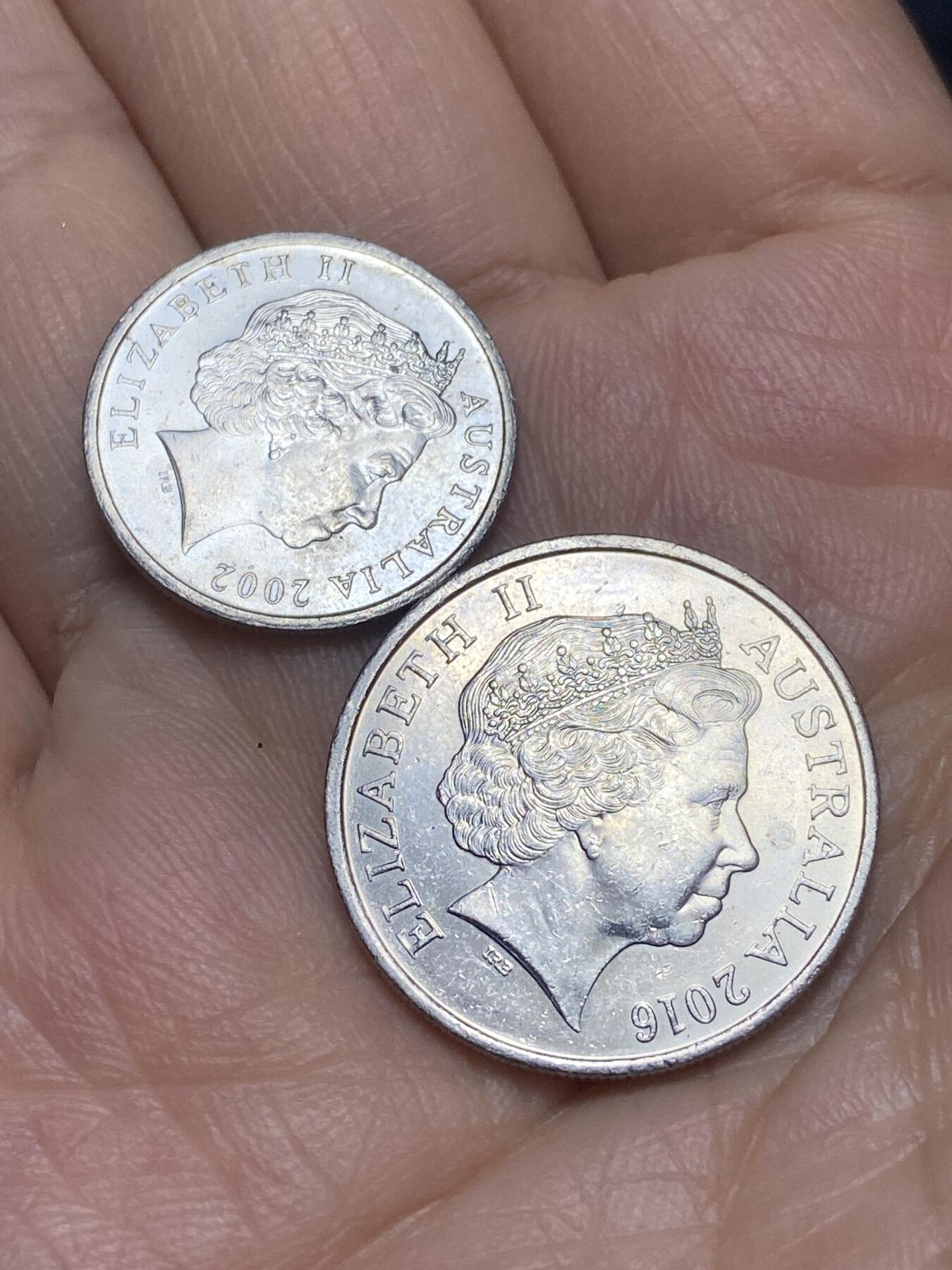 2026年第十场(总第一百七十九场）外国好品散币场(免佣金) 好品–澳大利亚🇦🇺2枚：2002年5分，2016年10分(伊丽莎白二世老年时期)