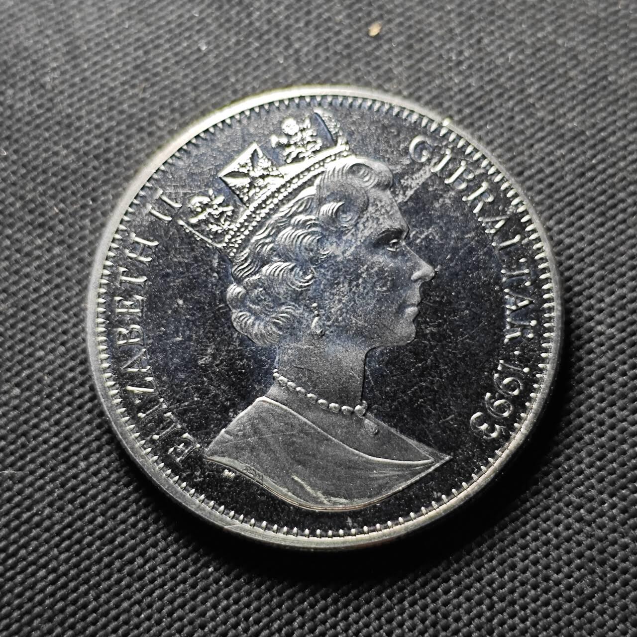 KK钱币收藏小铺  第400期  百期特拍（四拍之四）2月预留时间 周末发货   1993直布罗陀1克朗纪念币 彼得兔系列