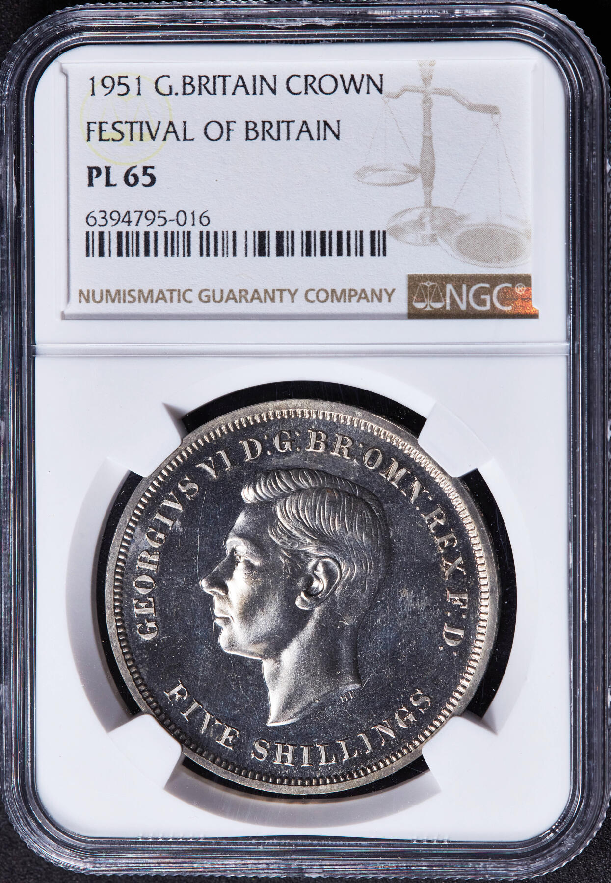 【俄甄集藏】“万象更新、马呈祥瑞”迎新春俄甄精品场-2026年(047)01-21 星期三 晚 19:30 全场包邮 英国1951年乔治五世马剑1克朗纪念币，NGC PL65，类精制底板，转光品相