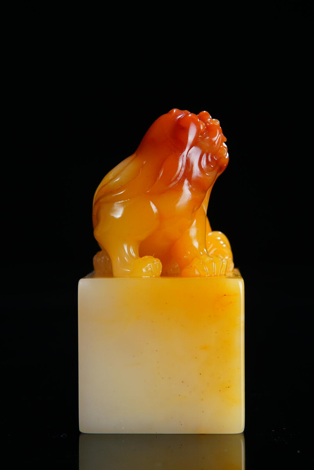 方寸藏珍·寿山田黄印章专场（二） 寿山芙蓉石《狻猊》钮章