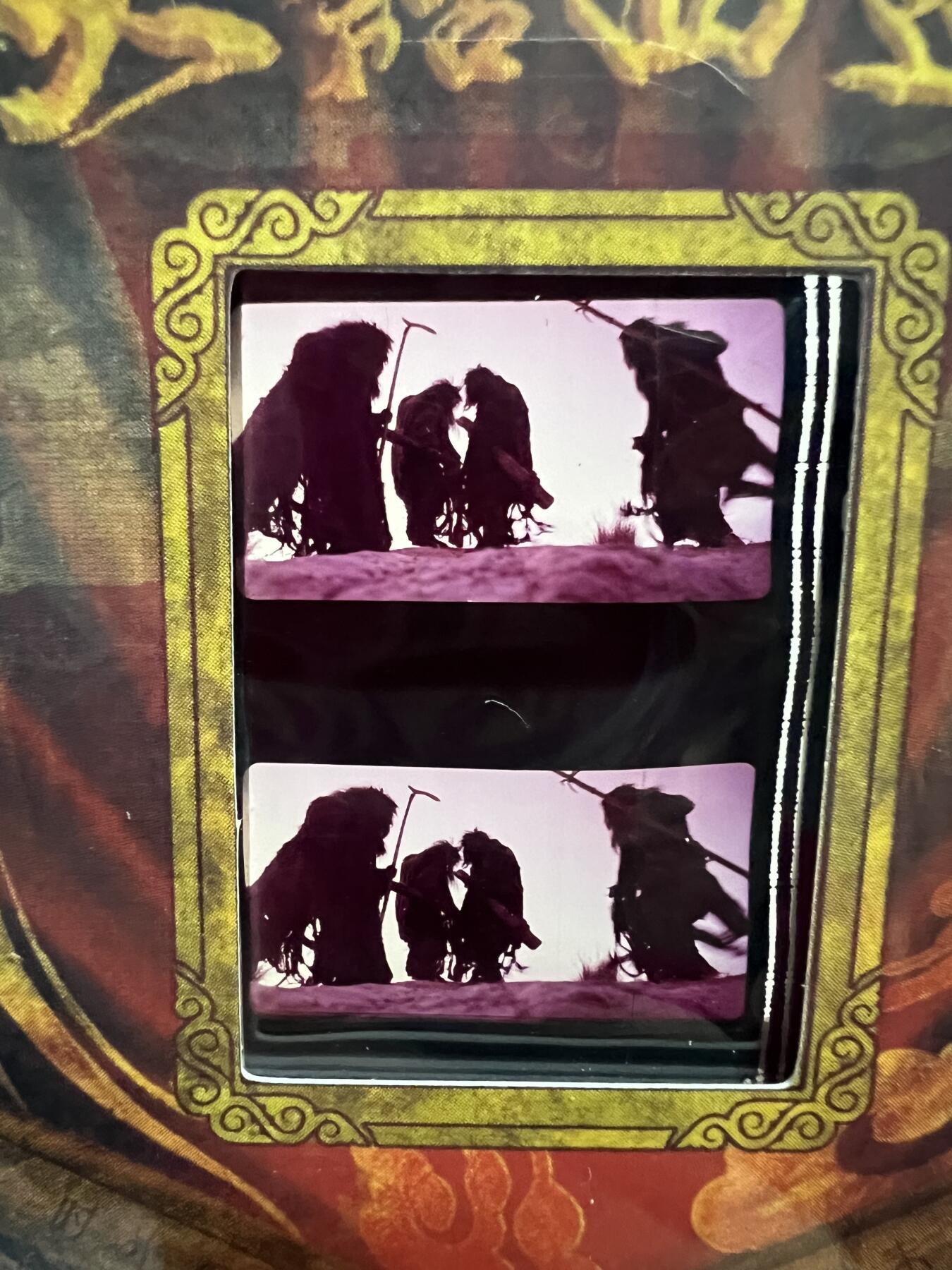 零元拍：2025 卡星时代 大话西游 30周年纪念收藏卡 胶光掠影卡 大窗 胶片实物 真实原始电影放映胶片裁剪两帧 非复刻版！经典剧照选图 每一张都是独一无二的存在！ 周星驰 朱茵 莫文蔚 蔡少芬 吴孟达 刘镇伟 等～