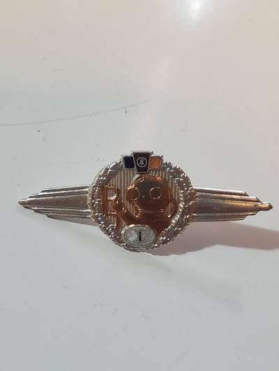 韵星假日拍卖第三十七期 -- Rimey Holidays Auction 37 - 民主德国一级1960版本一级潜水员特种部队技能章 最稀少的证章之一 转轮版本