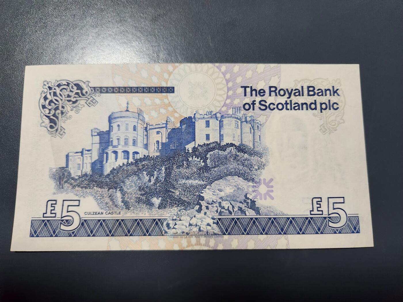 1月17号晚上8点 外国纸币自动截拍第8场 1987年初版苏格兰5元新品 大票 稀少