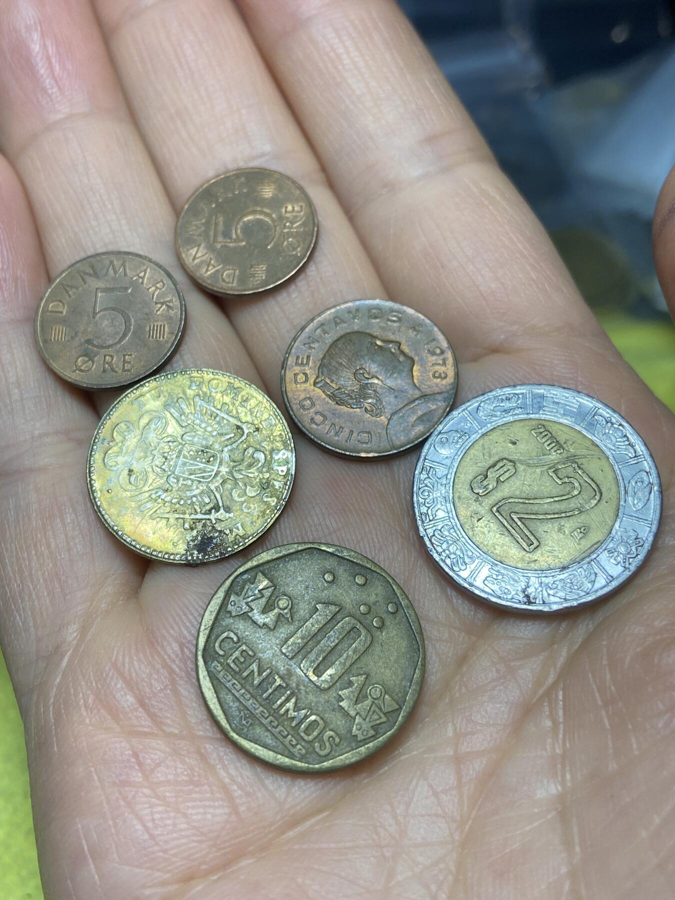 2026年第十场(总第一百七十九场）外国好品散币场(免佣金) 散币6枚：丹麦🇩🇰1978年82年5欧尔，墨西哥🇲🇽1973年5分，2000年2元，秘鲁1998年10分，博物馆奥地利钱币纪念品