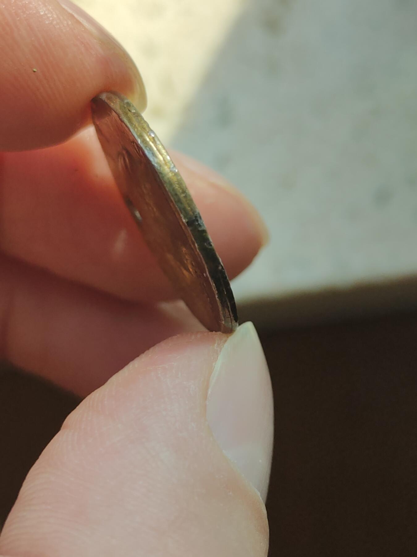 2026年第九场(总第一百七十八场）外国好品散币场(免佣金) 趣味品打孔有镀层–美国🇺🇸1942年双面头像1/4元(由两枚1/4元磨薄粘合到一起，重4.65克，材质不详)