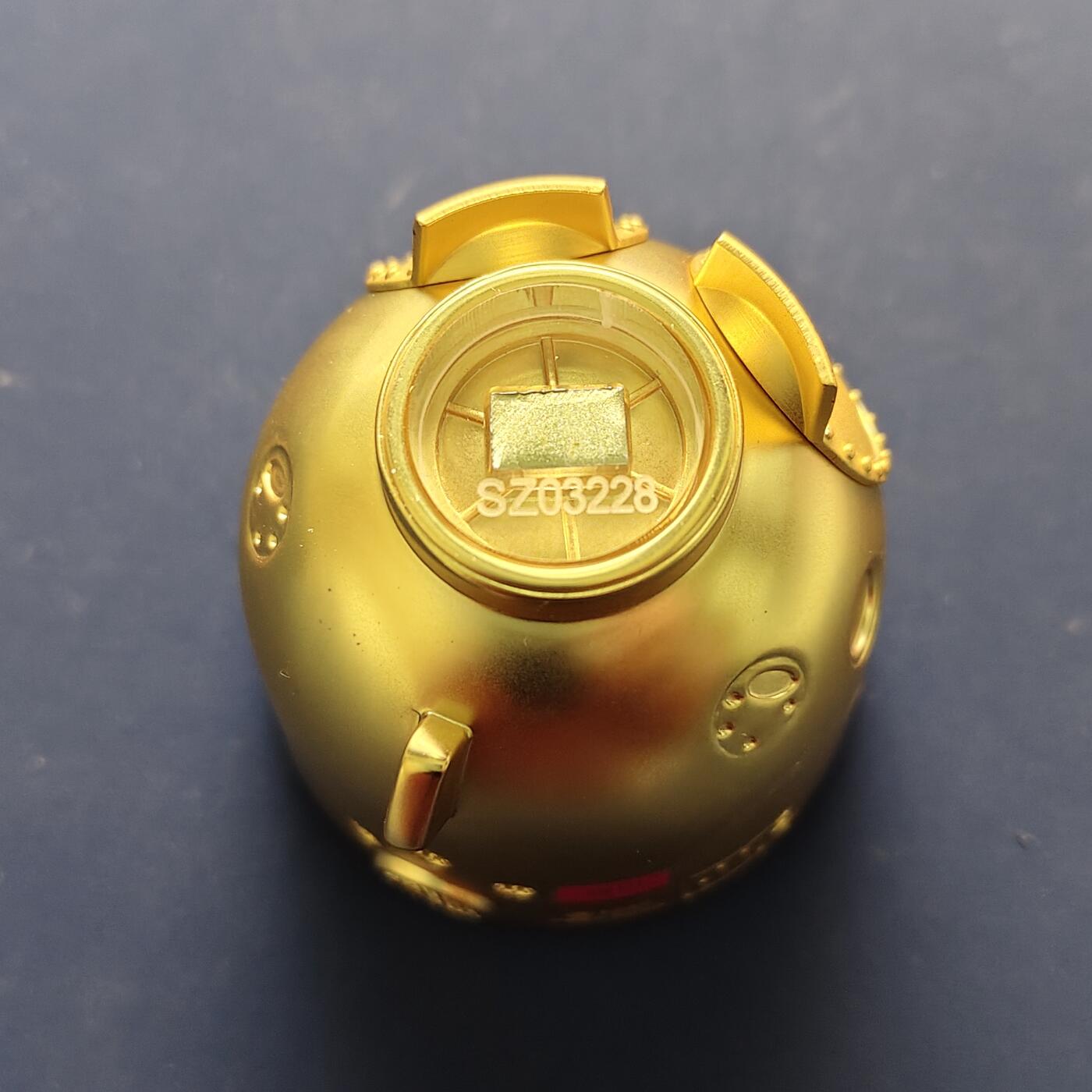 【全场包邮】纯粹捡漏拍497场-持续更新中 【杂件】中国2022年神舟返回舱3D立体典藏版纪念章-原价298元