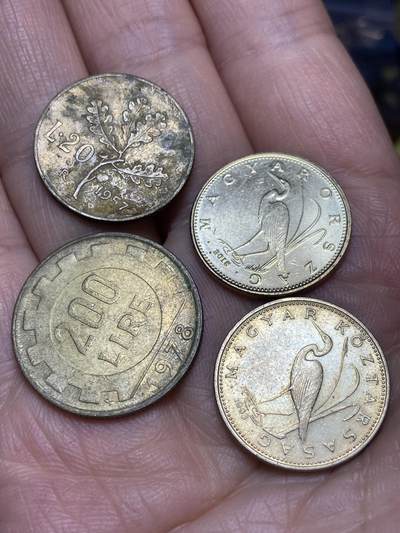 2026年第十场(总第一百七十九场）外国好品散币场(免佣金) - 散币4枚:意大利🇮🇹1957年20里拉，1978年200里拉，匈牙利🇭🇺1993年、2018年5福林