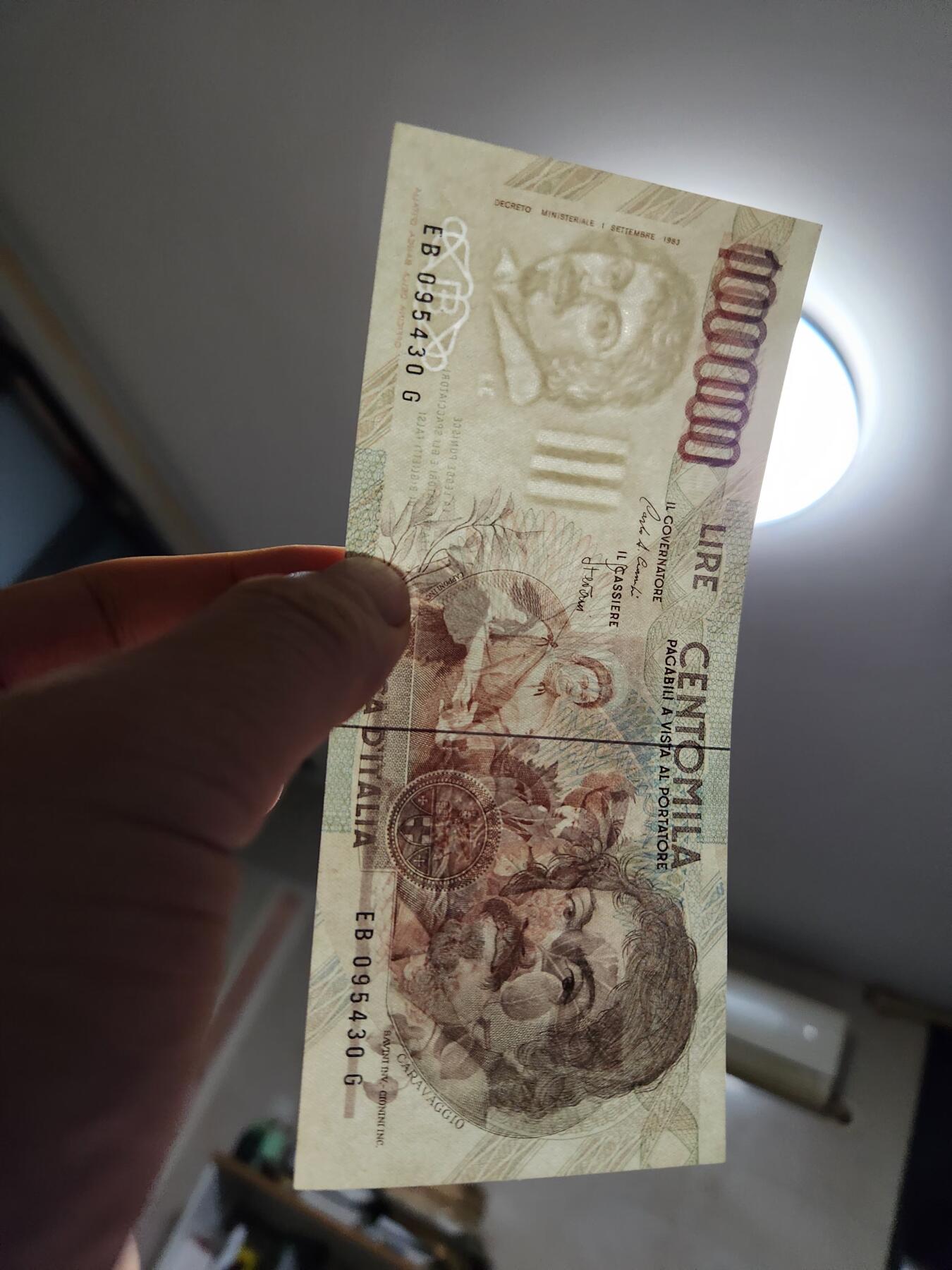 1月17号晚上8点 外国纸币自动截拍第8场 意大利近新极美品